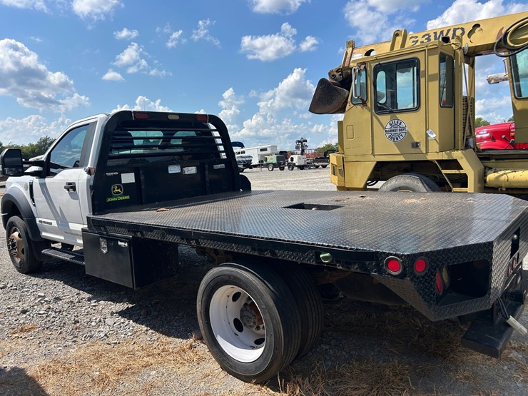 2017-ford-f550-image-6