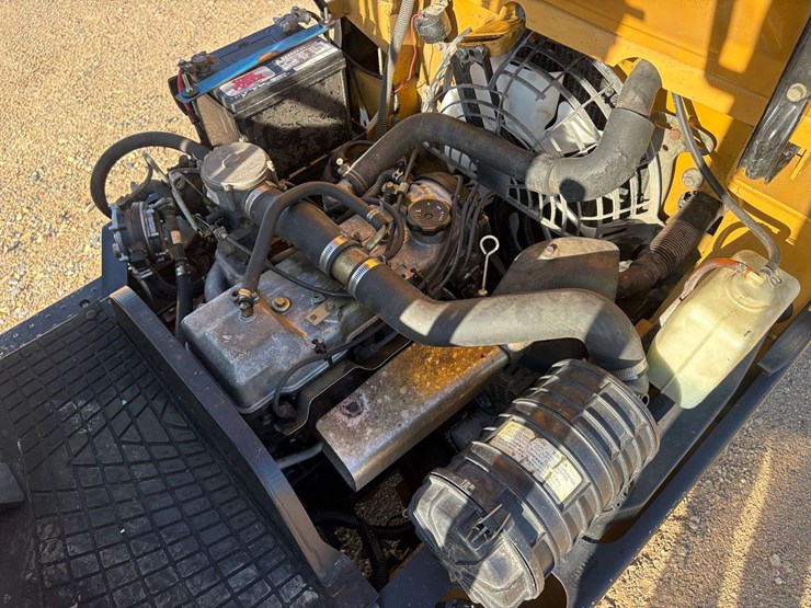 caterpillar-gc25k-image-22