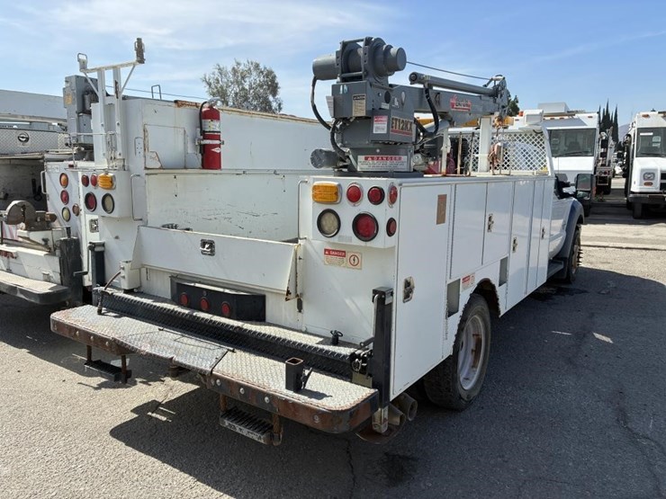 2015-ford-f450-image-3