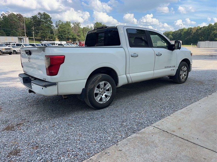 2018-nissan-titan-image-5