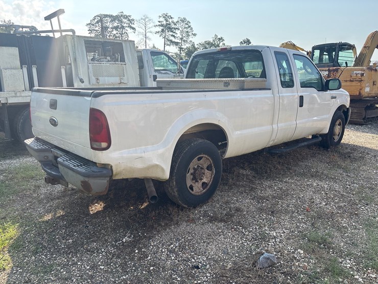 2005-ford-f250-image-3
