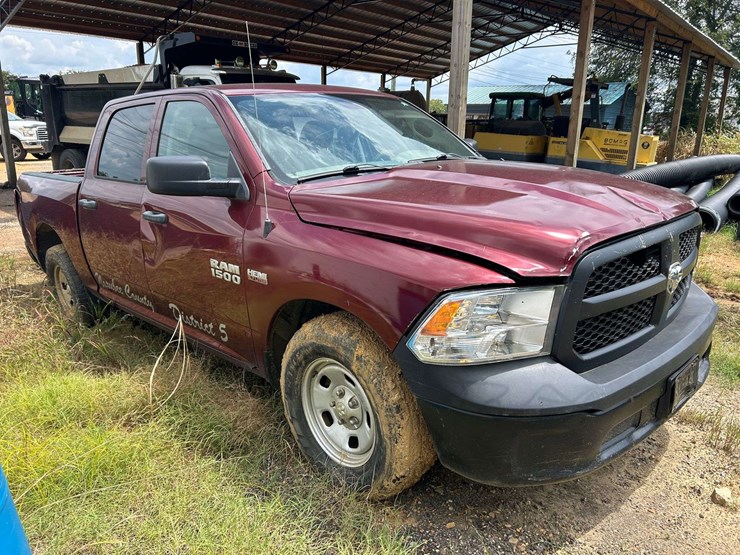 2018-dodge-1500-image-2