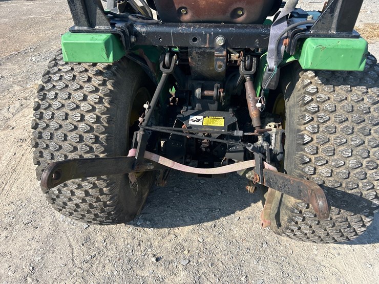 john-deere-4100-image-7