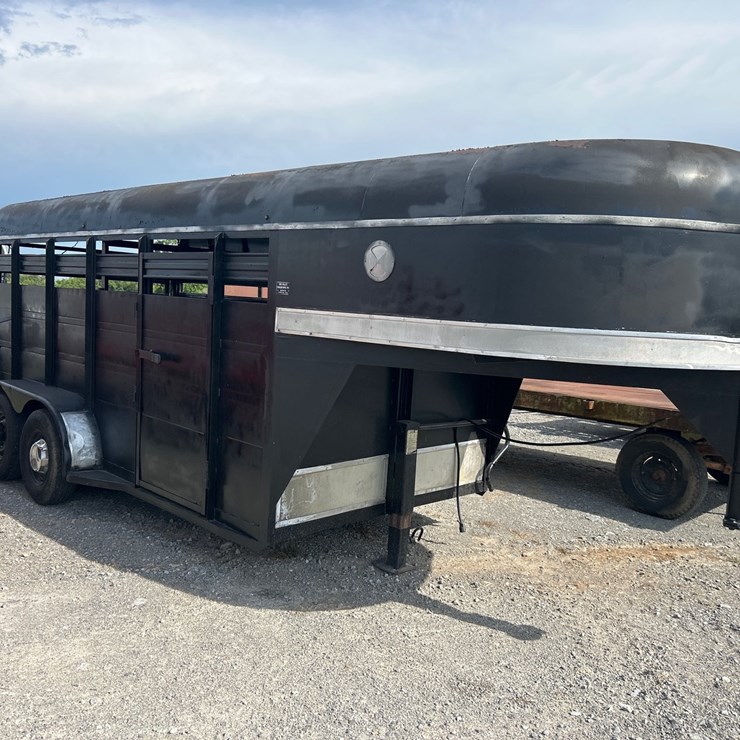 VALLEY TRAILER