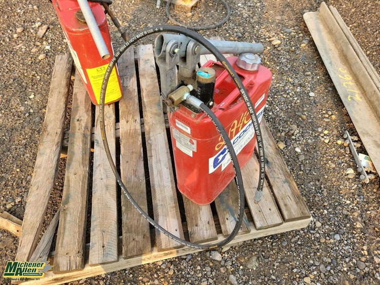 high-pressure-hydraulic-hand-pump-image-6