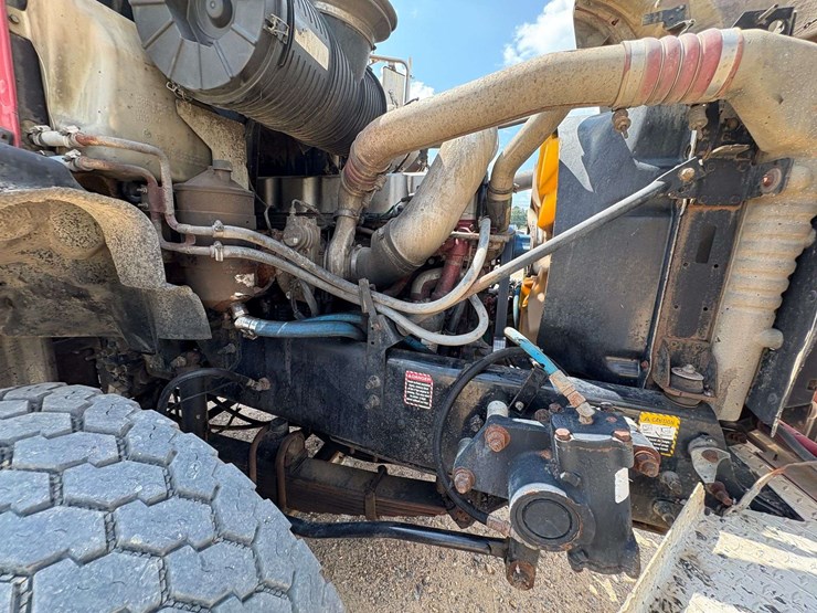 2007-mack-granite-ctp713-image-34