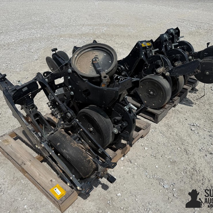 Kinze 4000 Series Row Units (BID PER UNIT)