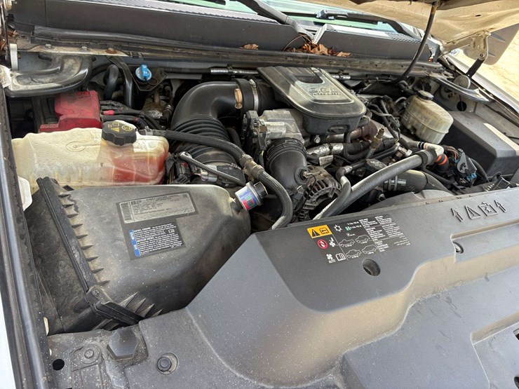 2013-gmc-sierra-2500hd-image-26
