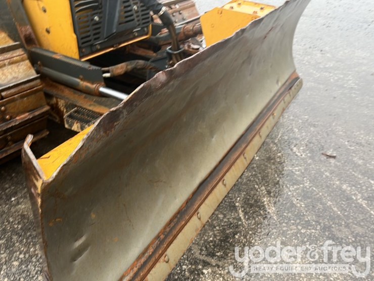 2016-deere-550k-image-26
