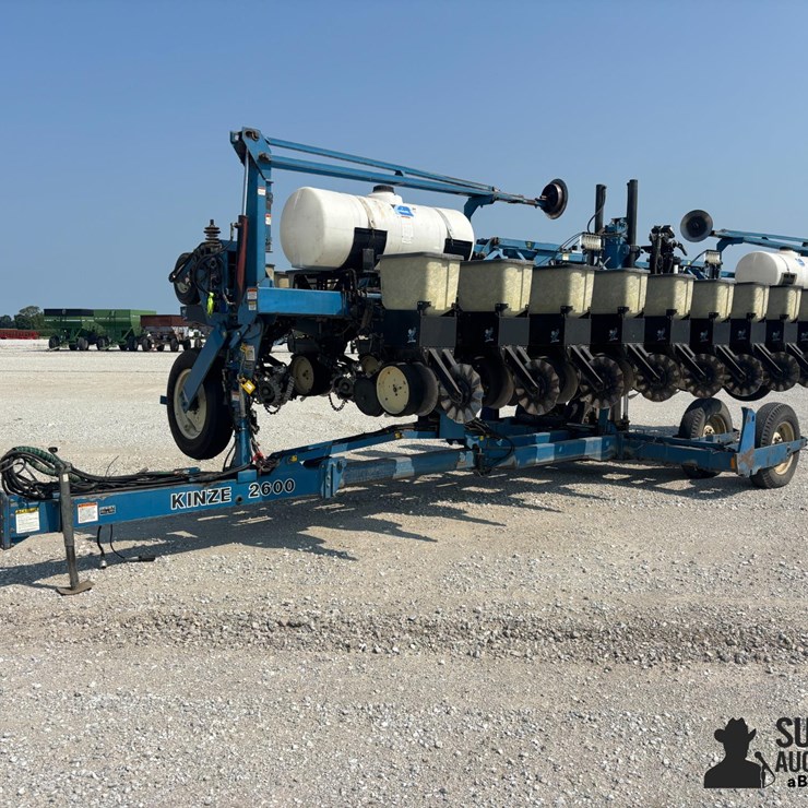 KINZE 2600