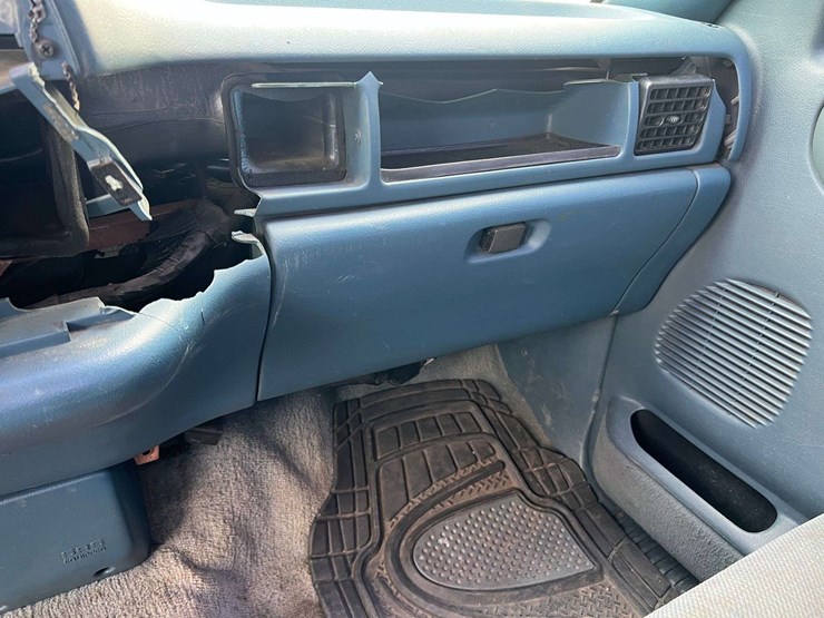 1997-dodge-ram-3500-image-27