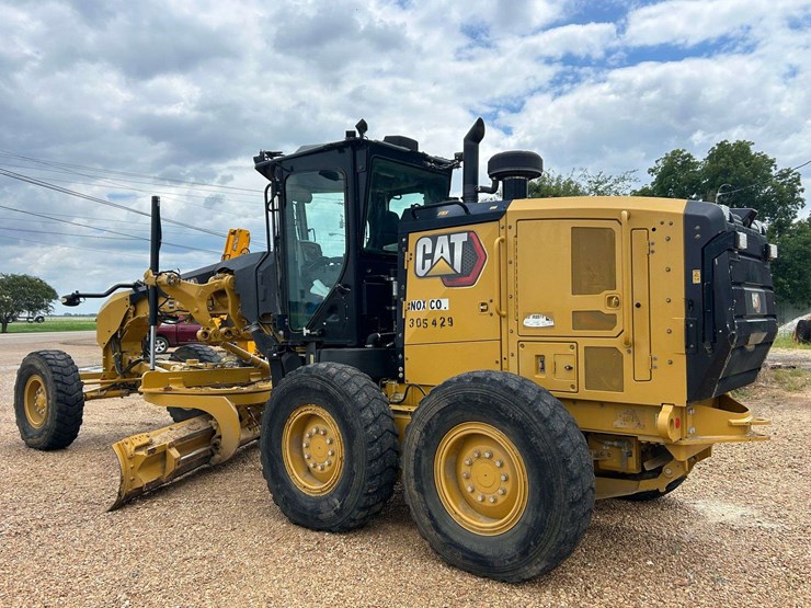 2020-caterpillar-140-image-6
