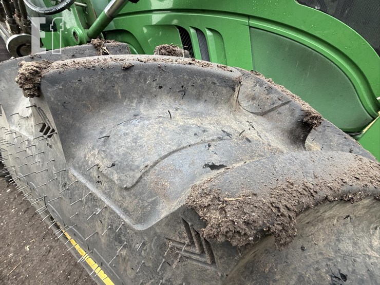 2014-john-deere-6190r-image-15