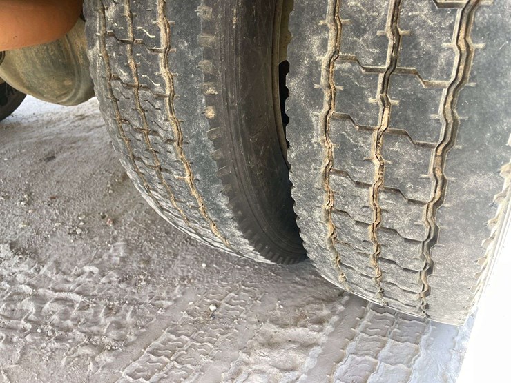 2012-ford-f450-image-23