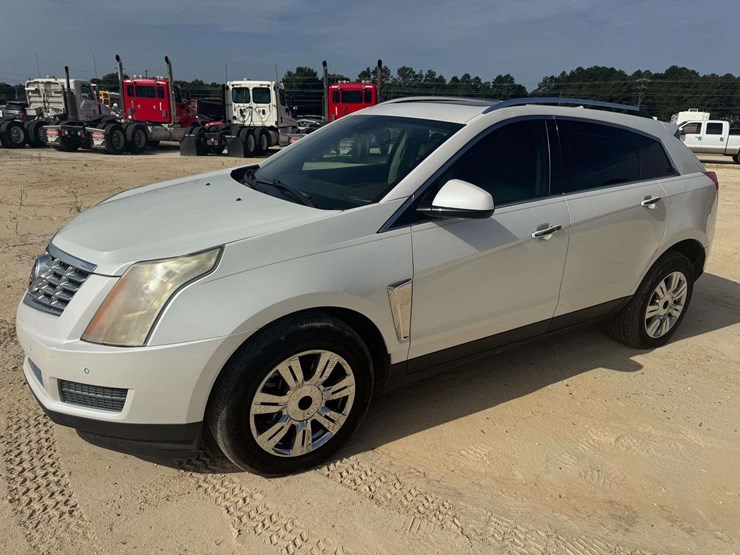 2014-cadillac-srx-image-1