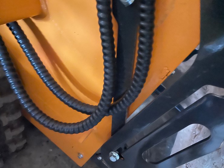 #9735-•-land-honor-mini-skid-steer-loader-image-39