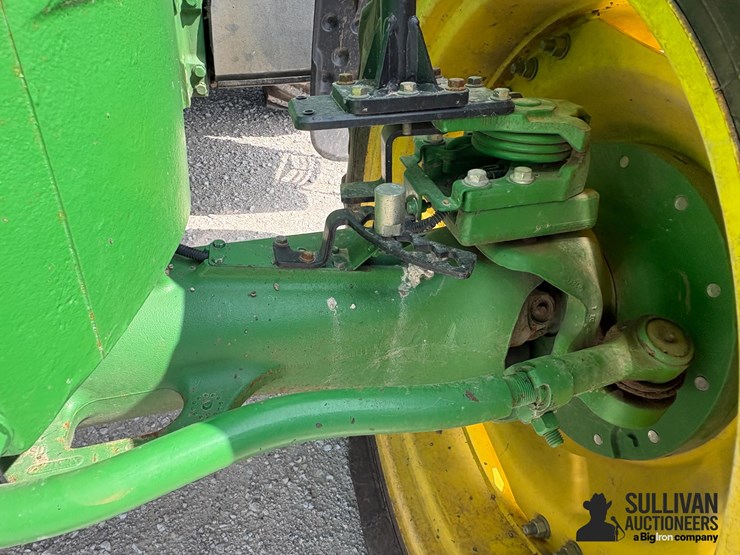 2012-john-deere-7215r-image-18