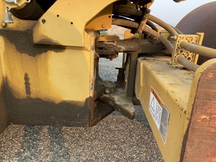 caterpillar-cs-433c-image-13