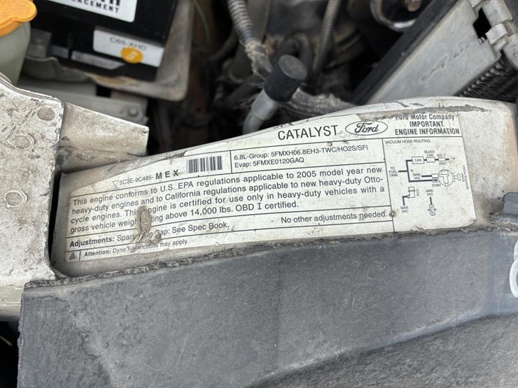 2005-ford-f450-image-10