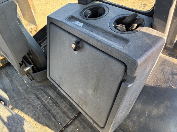 2020-john-deere-2020-image-52