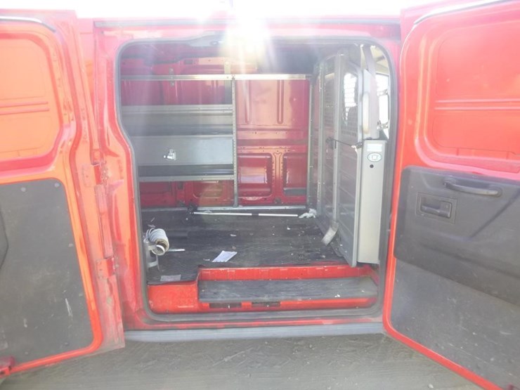 2016-ford-transit-image-17