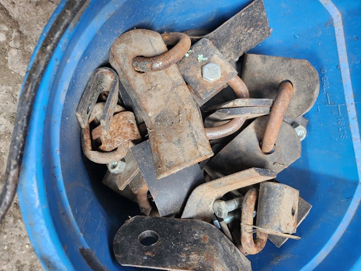 #2819-•-(5)-flail-mower-blade-assemblies-in-bucket-image-5