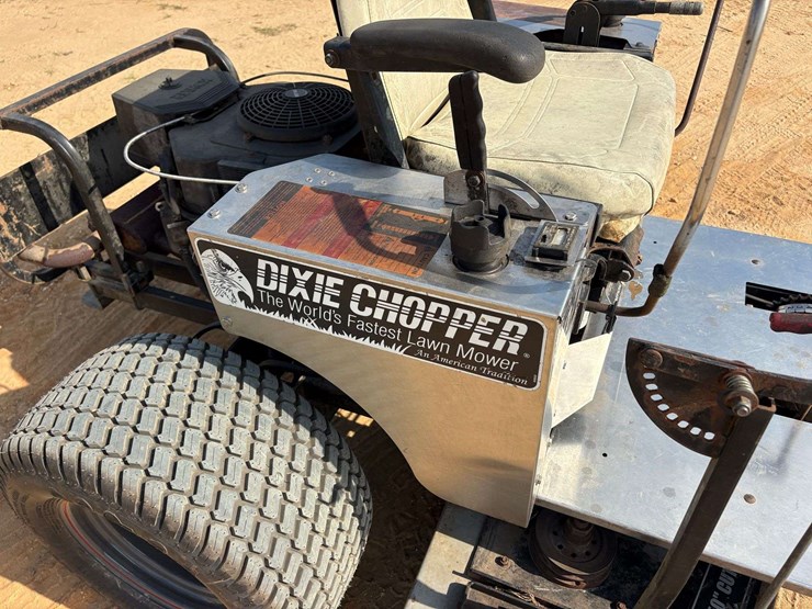 dixie-chopper-50"-zero-turn-lawn-mower-image-9