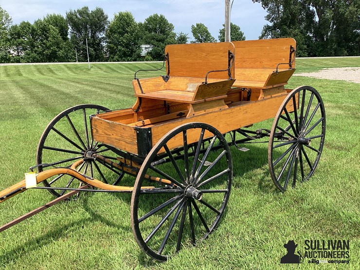 2-seat-horse-drawn-spring-wagon-image-1