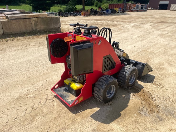 #416-•-new-ht360-mini-wheel-skid-steer-image-5