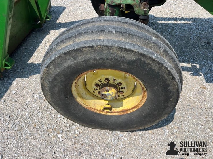 john-deere-4000-image-18