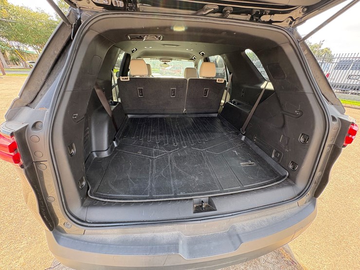 2022-chevrolet-traverse-image-4