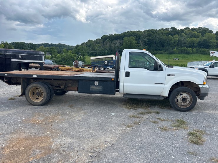 2002-ford-f550-image-6