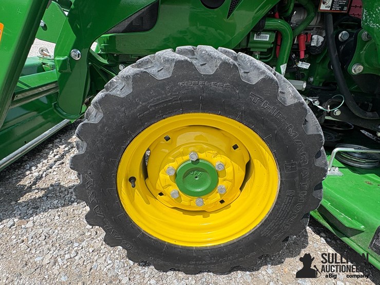 2023-john-deere-3033r-image-18