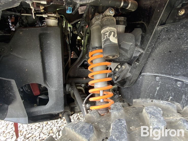 2015-can-am-commander-xtp-1000-utv-image-19