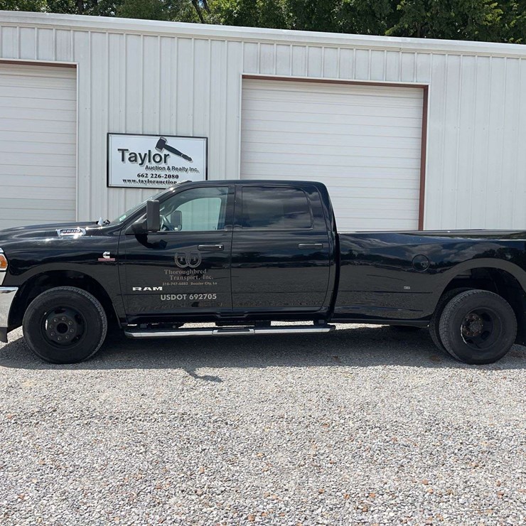 2022 DODGE 3500