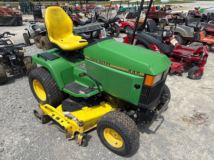 john-deere-445-image-3