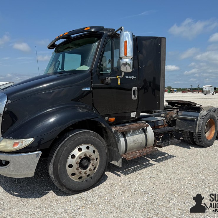2013 INTERNATIONAL 8600