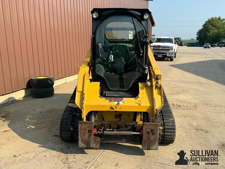 2014-caterpillar-259d-image-2