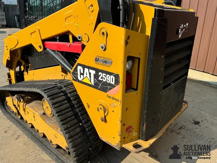 2014-caterpillar-259d-image-17