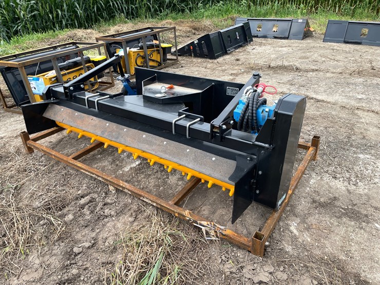 #9807-•-future-71"-skid-steer-power-rake-attachment-image-4