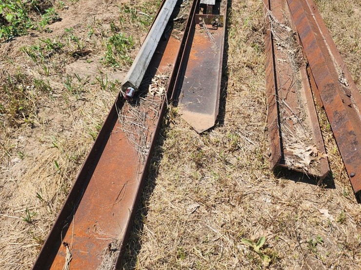#2828-•-(4)-metal-i-beams-image-4