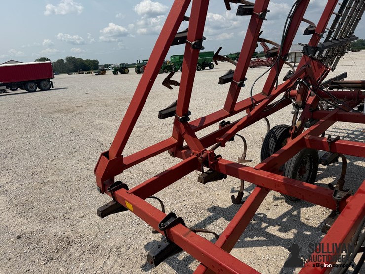 case-ih-4800-image-18