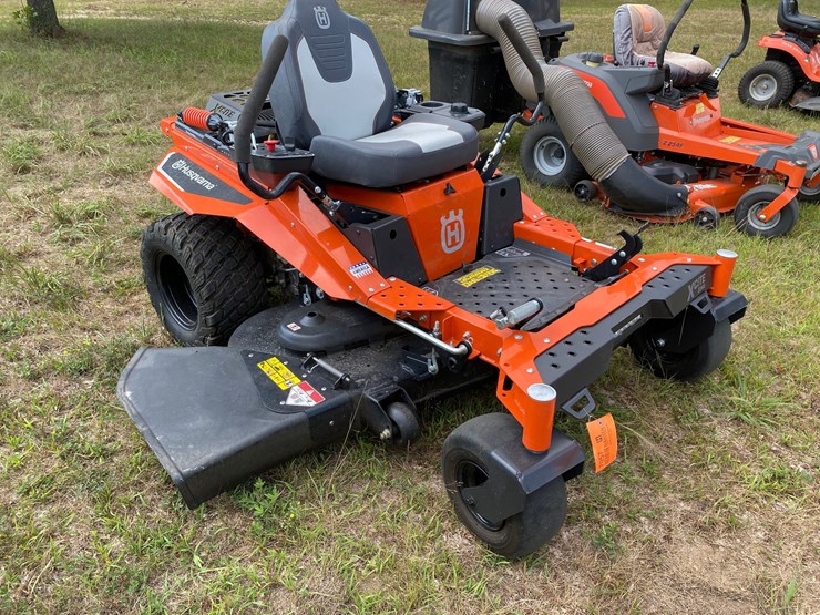 #7957-•-husqvarna-xcite-z345-zero-turn-lawn-mower-image-3