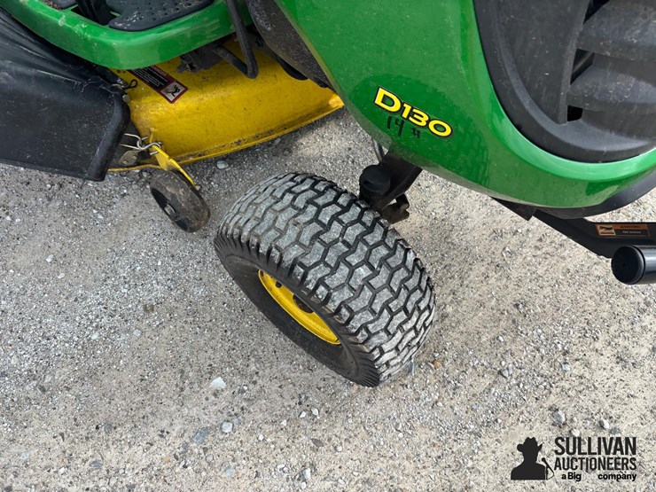 john-deere-d130-image-19