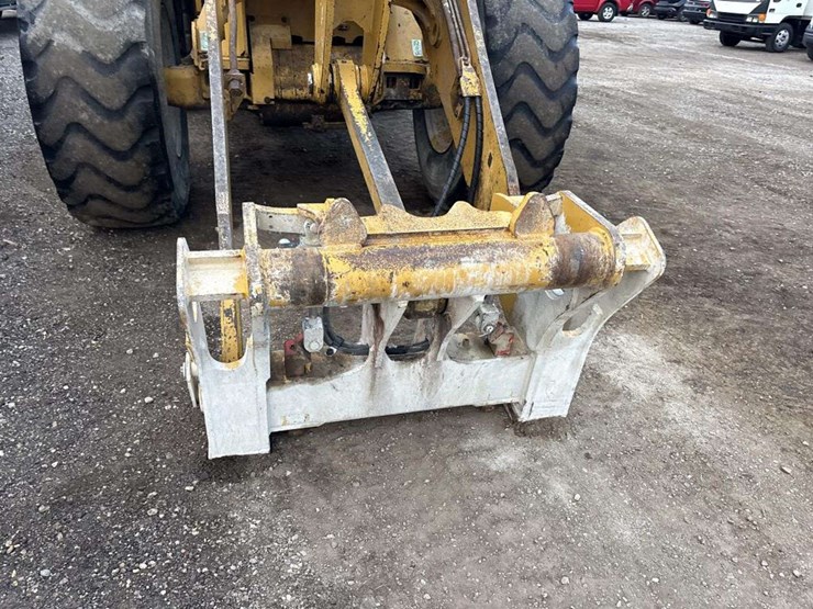 caterpillar-930k-image-6