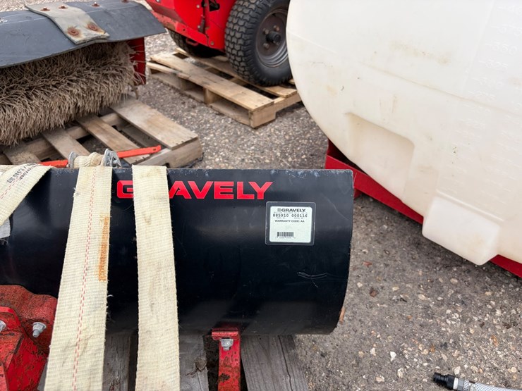 gravely-proqxt-image-13