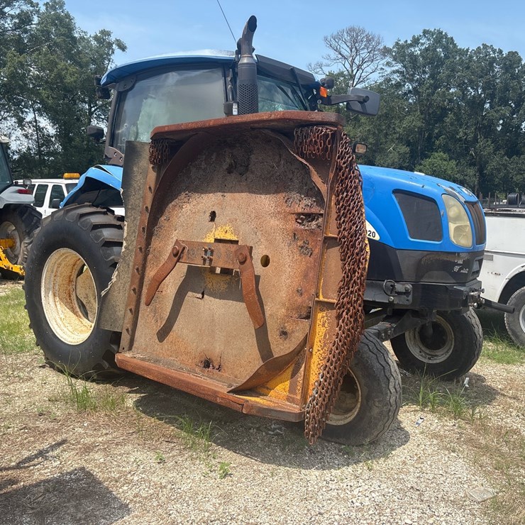 #109 • 2007 New Holland Tractor & 88-007 Side Mower
