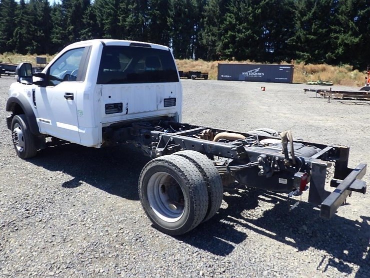 2019-ford-f550-image-3