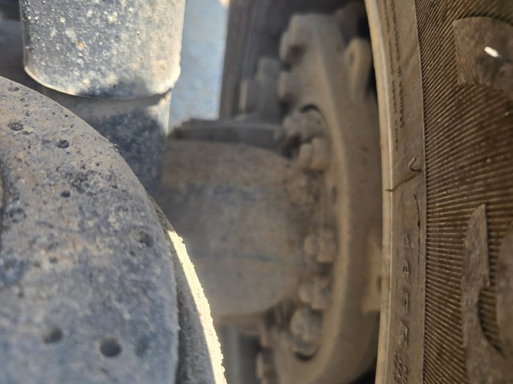 2019-kenworth-t880-image-104