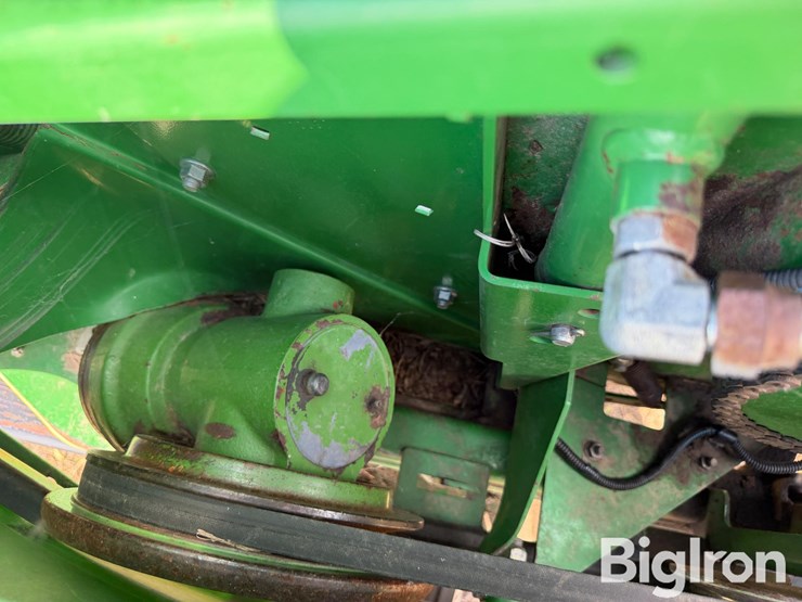 john-deere-630f-image-15